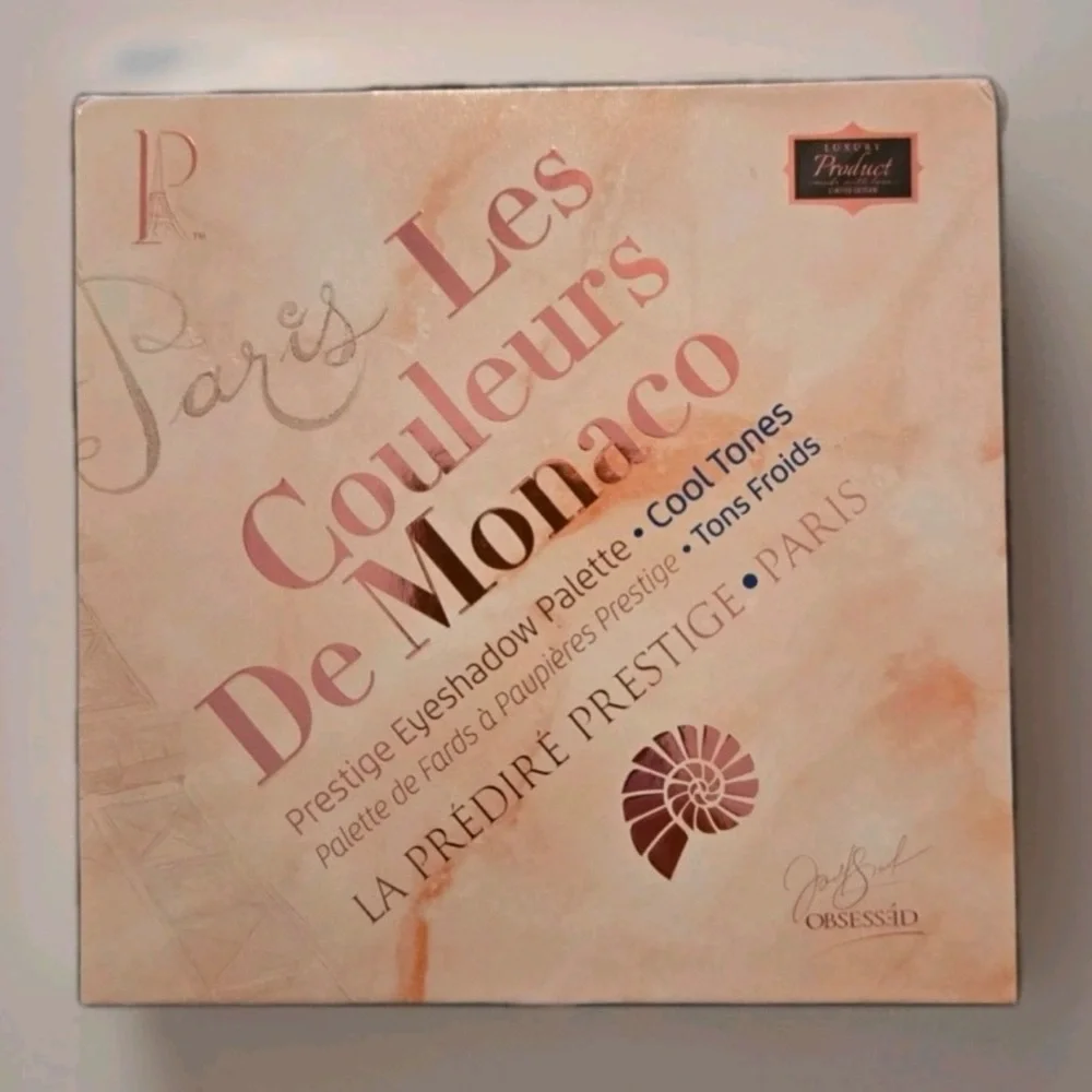 Les Couleurs De Monaco Prestige Eye Palette in COOL EYESHADOW